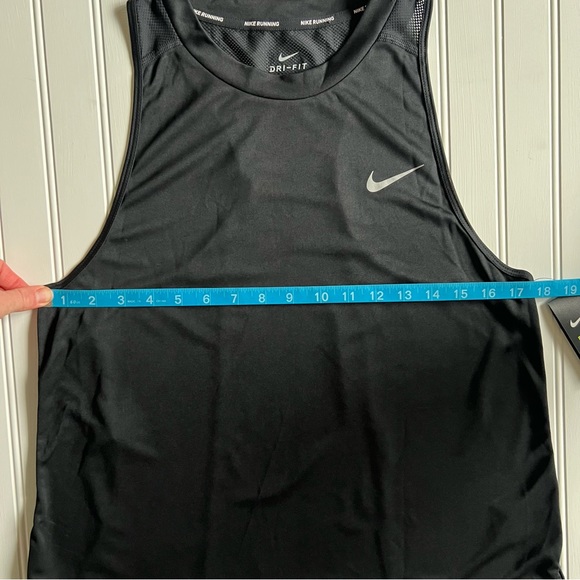 Nike Women’s Running Dri-Fit Black Razor Back Top/ Mesh Back - Picture 5 of 15